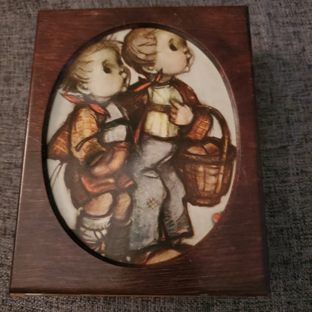 Original Deichert Music Box.